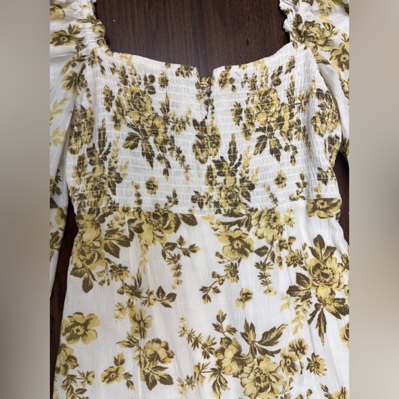 Free People Jaymes Midi Dress Pastry Cream Size XS Boho Milkmaid Smocked Floral - Picture 9 of 16